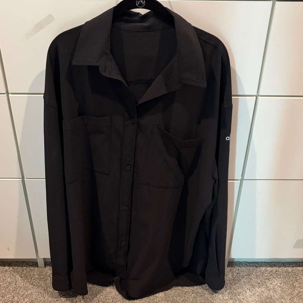 Alo Black Button-Up Shirt